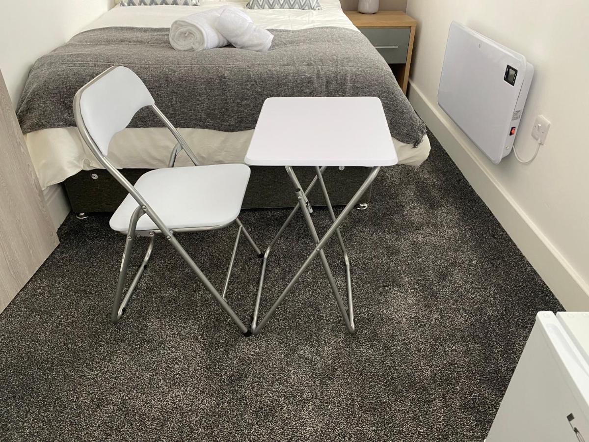 2B Spv Double En-Suite Room Wakefield Buitenkant foto