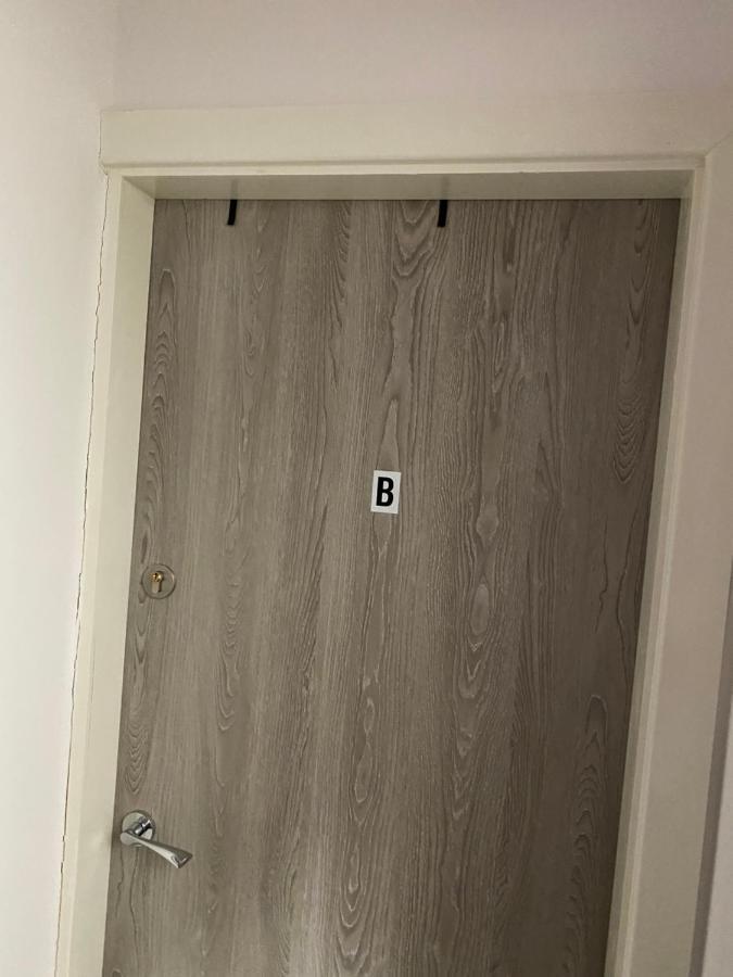 2B Spv Double En-Suite Room Wakefield Buitenkant foto