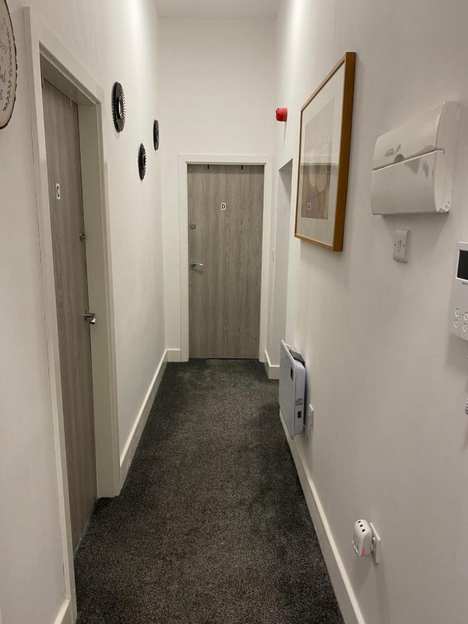2B Spv Double En-Suite Room Wakefield Buitenkant foto